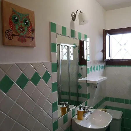 The White Sheep - Porto Istana Apartman *