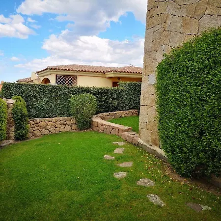 The White Sheep - Porto Istana *