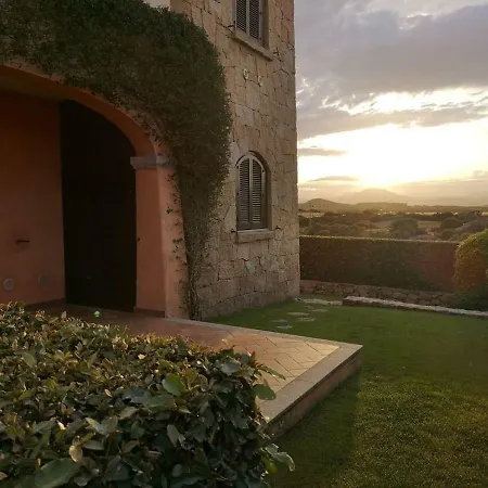 Apartment The White Sheep - Porto Istana *