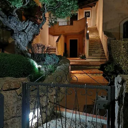 Apartment The White Sheep - Porto Istana Murta Maria